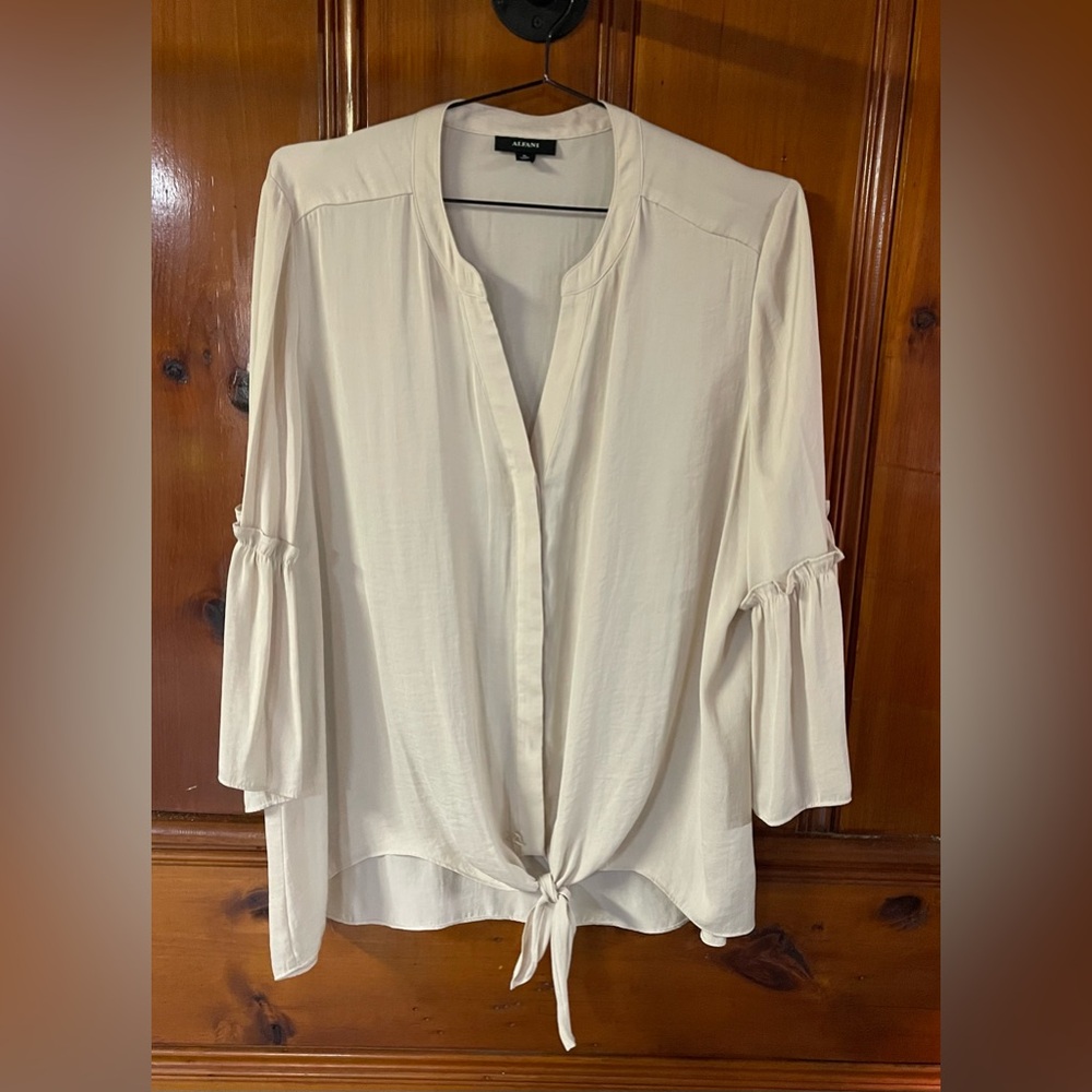 3/4 Sleeve Alfani Top Size XL